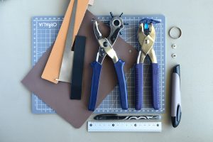 matériel pour faire un porte-clés en cuir facilement