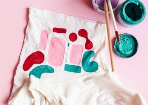 Techniques DIY customisation vêtements enfants